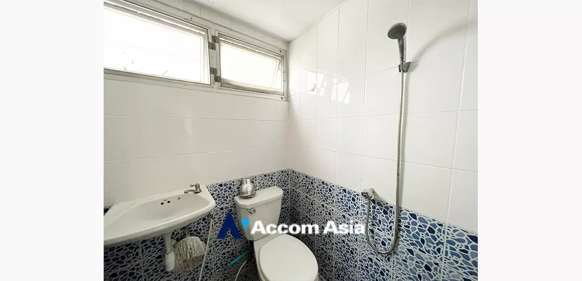 22  3 br Condominium for rent and sale in Sathorn ,Bangkok BTS Sala Daeng - MRT Lumphini at Sathorn Park Place 27038