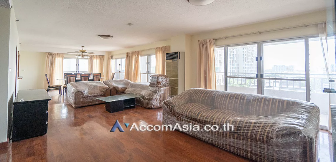  2 Bedrooms  Condominium For Rent & Sale in Sathorn, Bangkok  near BTS Sala Daeng - MRT Lumphini (27052)