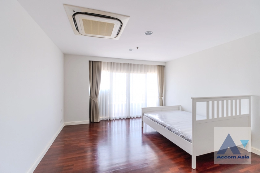 9  4 br Condominium for rent and sale in Sathorn ,Bangkok BTS Sala Daeng - MRT Lumphini at Sathorn Park Place 27067