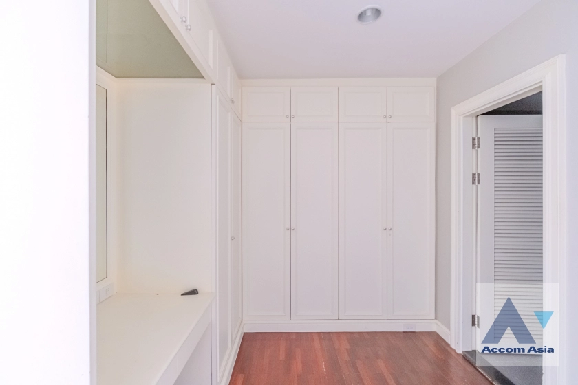 10  4 br Condominium for rent and sale in Sathorn ,Bangkok BTS Sala Daeng - MRT Lumphini at Sathorn Park Place 27067