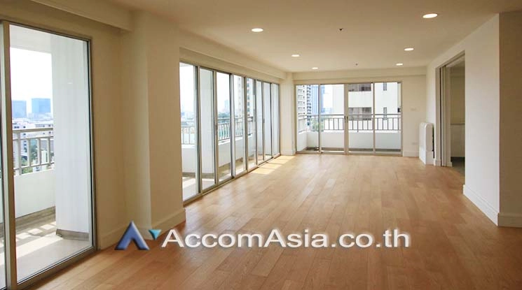 unitSathorn Park Place  