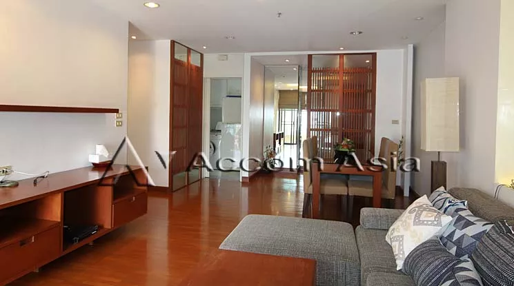 9  2 br Condominium For Rent in Ploenchit ,Bangkok BTS Chitlom at Baan Na Varang 27226