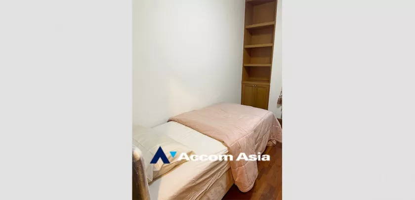 7  2 br Condominium For Rent in Ploenchit ,Bangkok BTS Chitlom at Baan Na Varang 27228