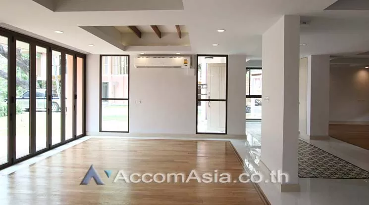 4  4 br House For Rent in Sathorn ,Bangkok BRT Thanon Chan at The Prestigious Residential 27244