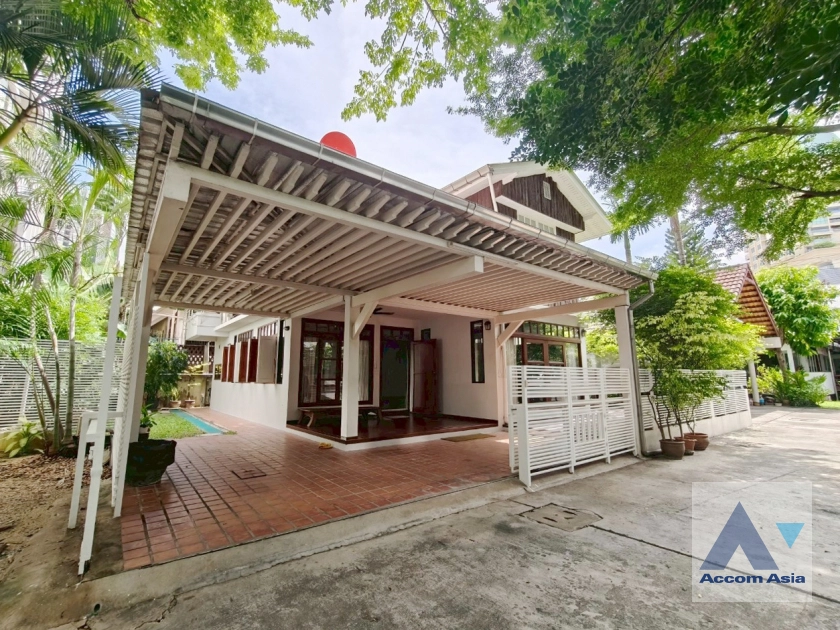  2  3 br House For Rent in Sukhumvit ,Bangkok BTS Phrom Phong 4005601