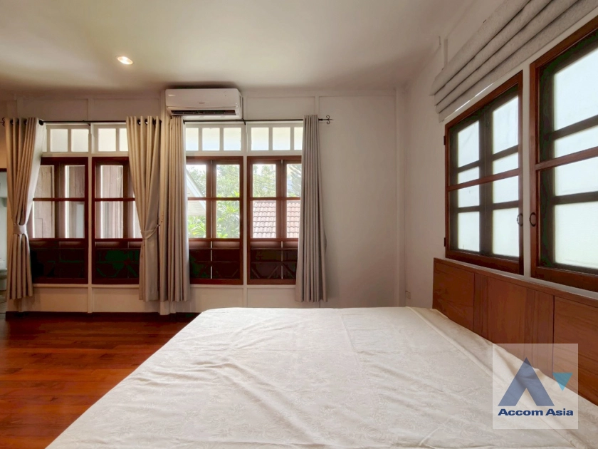 29  3 br House For Rent in Sukhumvit ,Bangkok BTS Phrom Phong 4005601