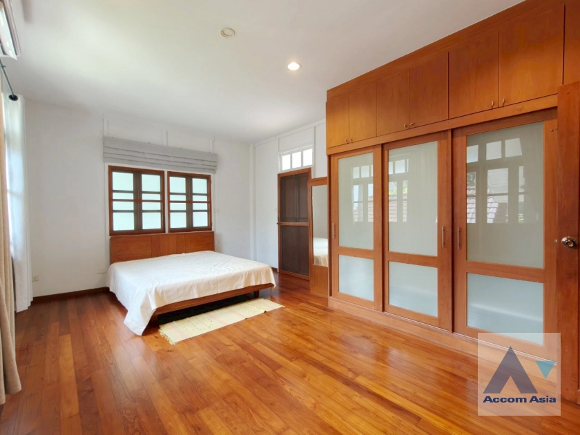 23  3 br House For Rent in Sukhumvit ,Bangkok BTS Phrom Phong 4005601