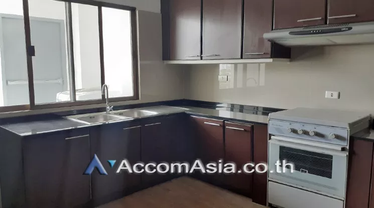 unitBig Balcony, Pet friendly |  3 Bedrooms  Condominium For Rent in Sukhumvit, Bangkok  near BTS Phrom Phong (27281)