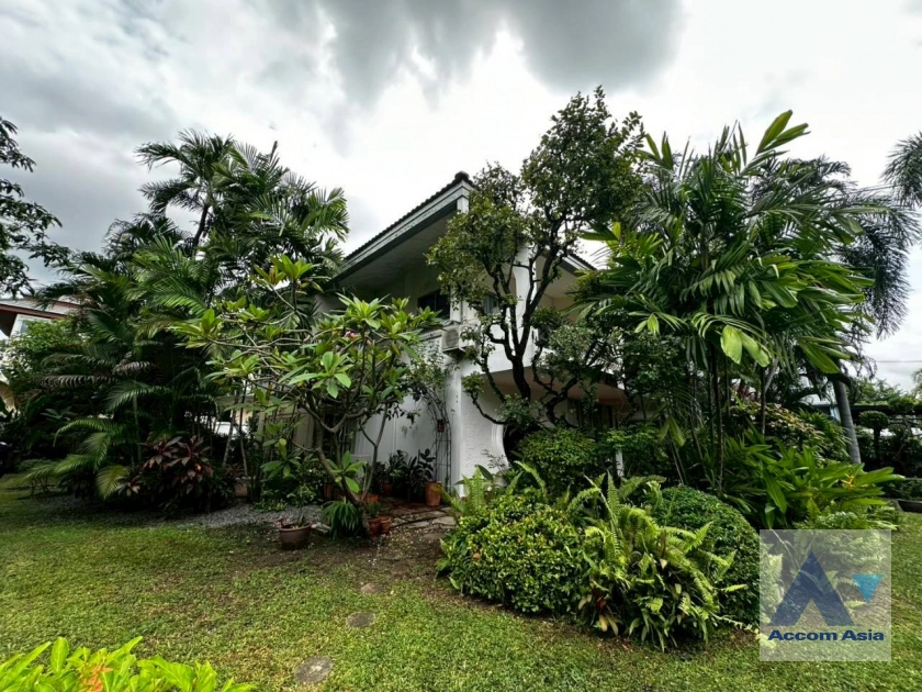 48  4 br House for rent and sale in Pattanakarn ,Bangkok BTS On Nut at Panya Pattanakarn Village 97322