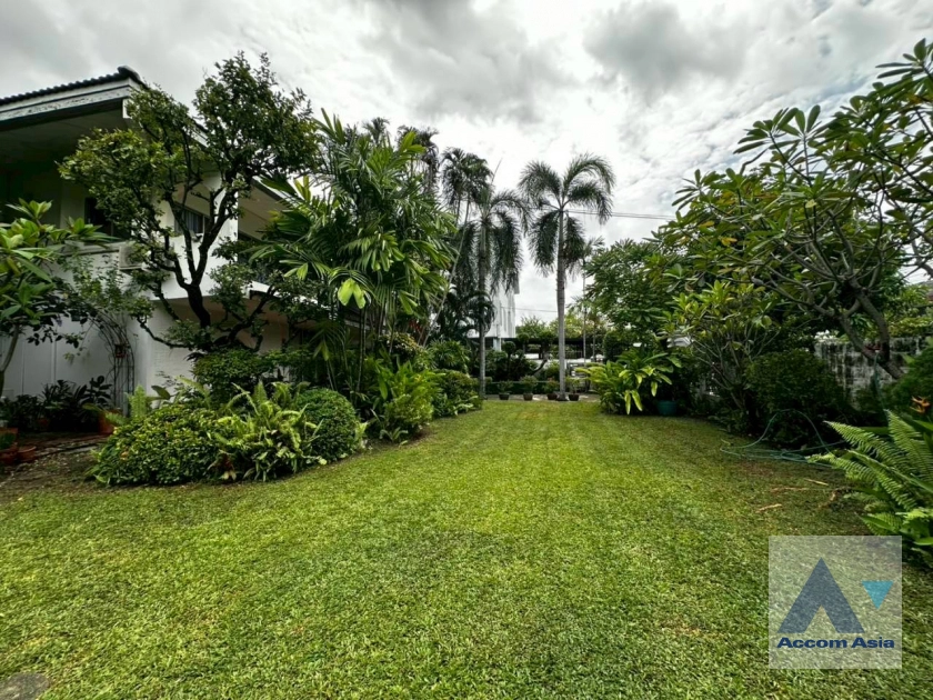 47  4 br House for rent and sale in Pattanakarn ,Bangkok BTS On Nut at Panya Pattanakarn Village 97322