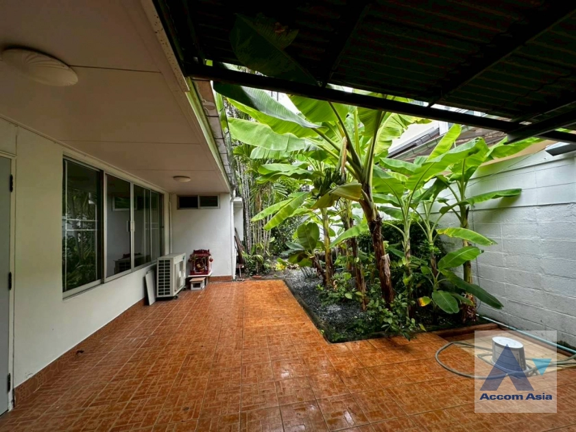 41  4 br House for rent and sale in Pattanakarn ,Bangkok BTS On Nut at Panya Pattanakarn Village 97322