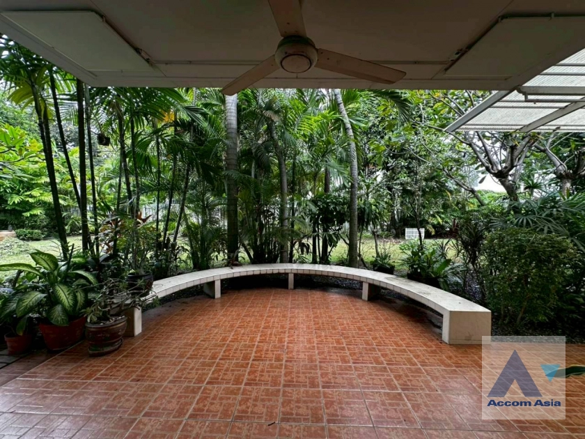 4  4 br House for rent and sale in Pattanakarn ,Bangkok BTS On Nut at Panya Pattanakarn Village 97322