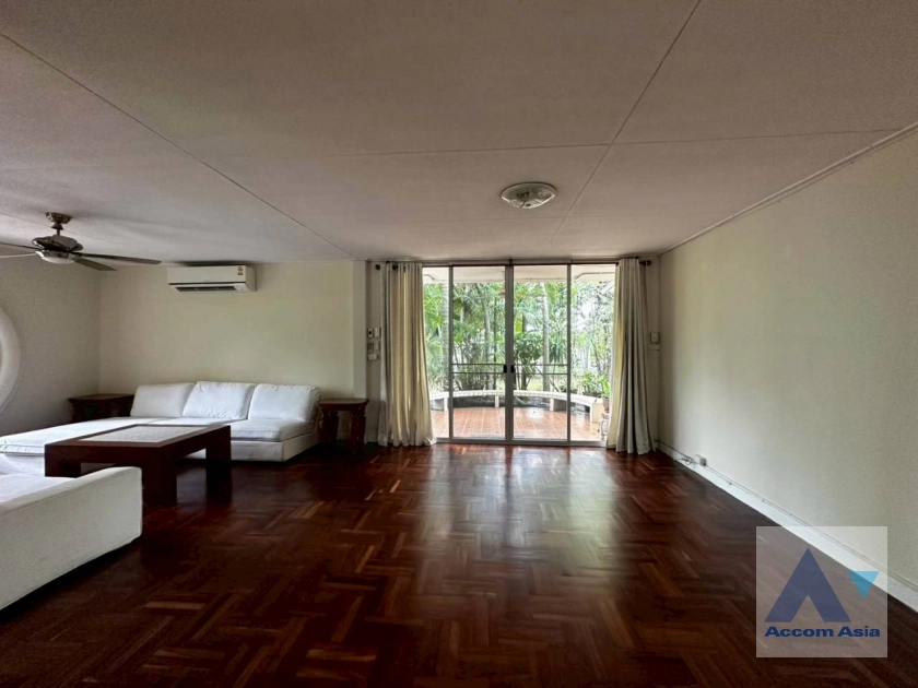  1  4 br House for rent and sale in Pattanakarn ,Bangkok BTS On Nut at Panya Pattanakarn Village 97322