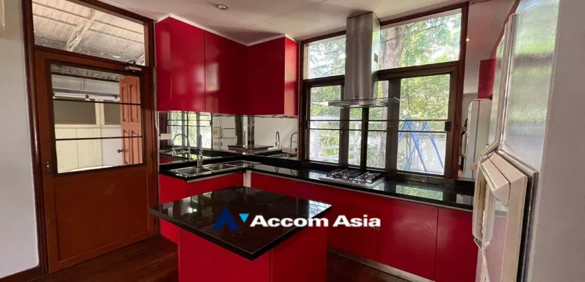 5  3 br House For Rent in Sathorn ,Bangkok BTS Chong Nonsi at Peaceful Compound 97421