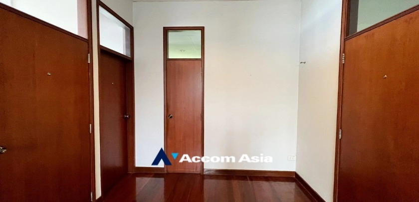 22  3 br House for rent and sale in Sathorn ,Bangkok BTS Chong Nonsi at Peaceful Compound 97421