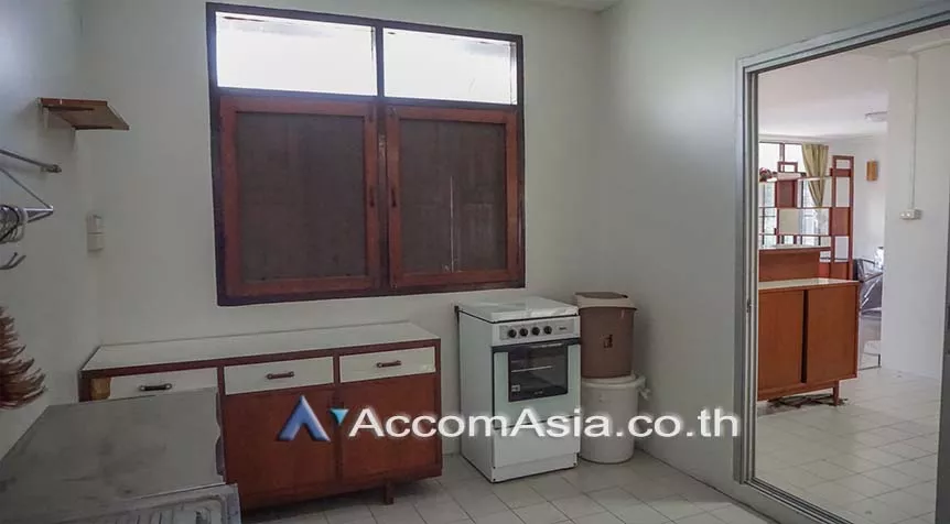 unitHome Office, Pet friendly |  2 Bedrooms  House For Rent & Sale in Sukhumvit, Bangkok  near BTS Phrom Phong (9014501)