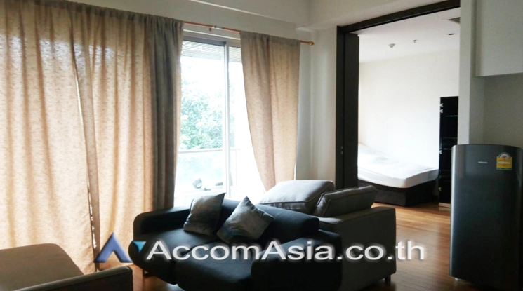  2 Bedrooms  Condominium For Rent & Sale in Sathorn, Bangkok  near BRT Thanon Chan (27460)