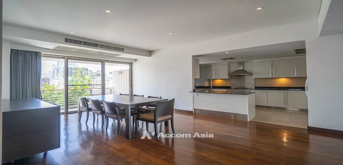 4  3 br Apartment For Rent in Ploenchit ,Bangkok BTS Ploenchit - MRT Lumphini at Modern Retro - 2 Units / floor 17466