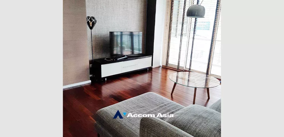  1  2 br Condominium For Rent in Silom ,Bangkok BTS Sala Daeng - MRT Silom at The Legend Saladaeng 27581