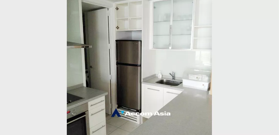 4  2 br Condominium For Rent in Silom ,Bangkok BTS Sala Daeng - MRT Silom at The Legend Saladaeng 27581