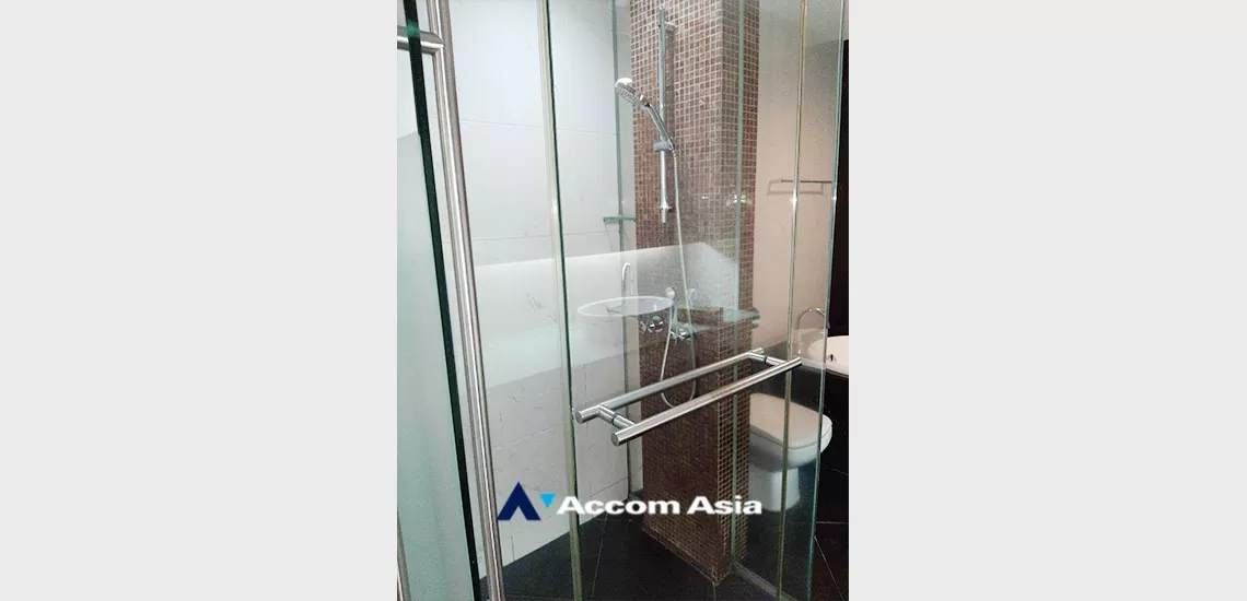 10  2 br Condominium For Rent in Silom ,Bangkok BTS Sala Daeng - MRT Silom at The Legend Saladaeng 27581