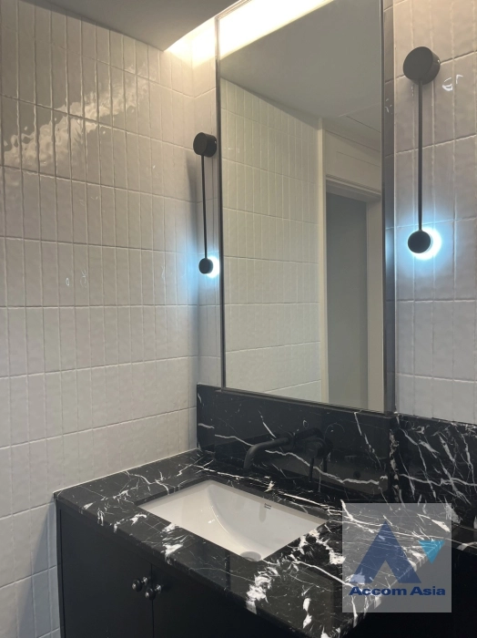 15  2 br Condominium For Rent in Ploenchit ,Bangkok BTS Ploenchit at Baan Ploenchit 27601