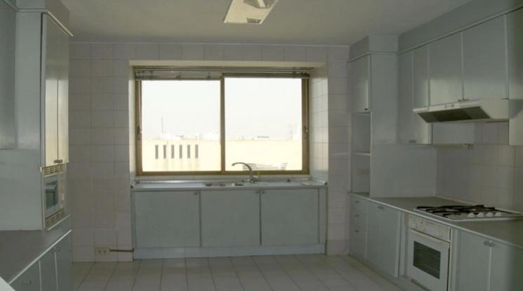 6  4 br Condominium For Rent in Ploenchit ,Bangkok BTS Chitlom at Chidlom Place 27640