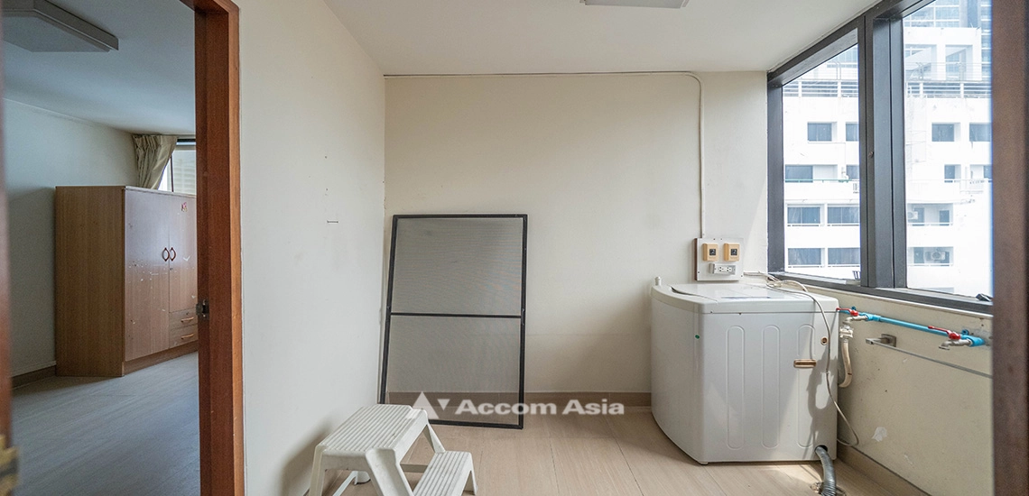 9  3 br Apartment For Rent in Ploenchit ,Bangkok BTS Ratchadamri at Bangkok Cable 27759