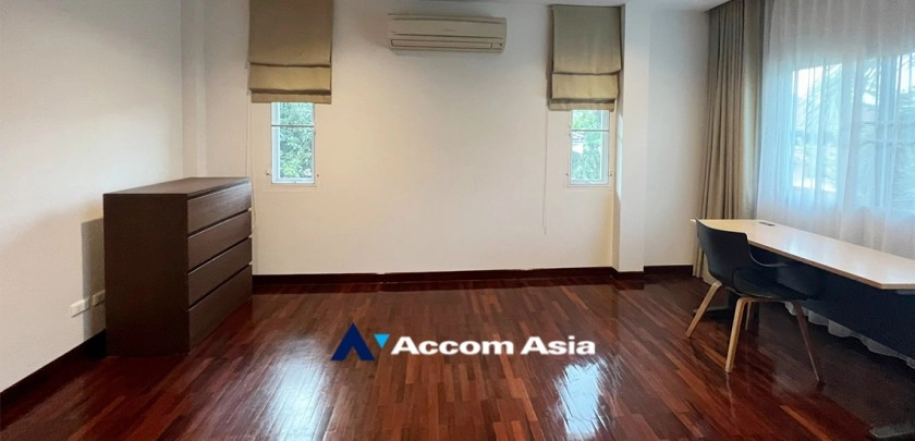 10  4 br House for rent and sale in Pattanakarn ,Bangkok BTS On Nut at Panya Pattanakarn Village 47790