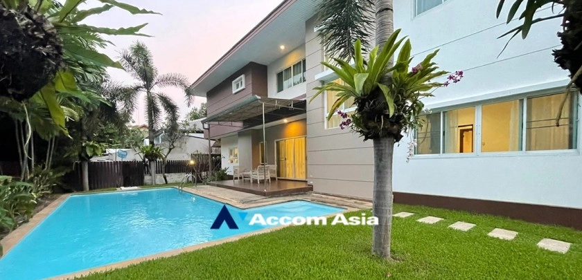 18  4 br House for rent and sale in Pattanakarn ,Bangkok BTS On Nut at Panya Pattanakarn Village 47790