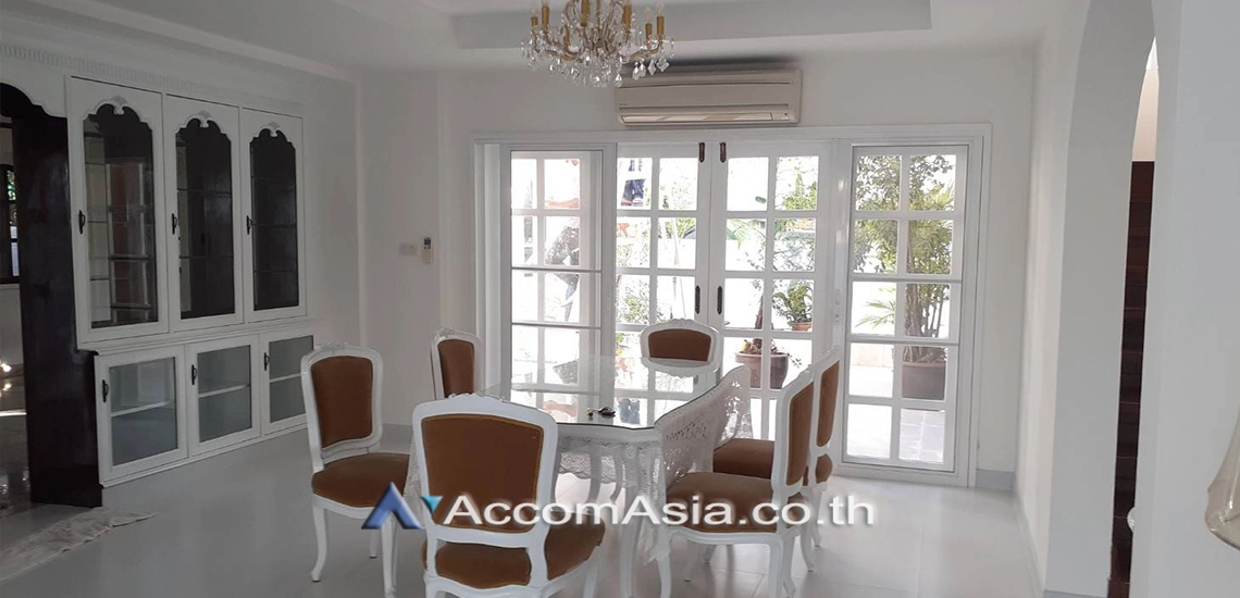6  3 br House For Rent in Pattanakarn ,Bangkok BTS On Nut at Panya Pattanakarn Village 47795