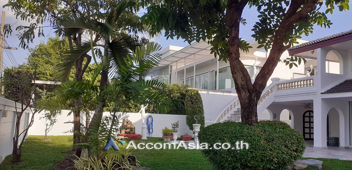  1  3 br House For Rent in Pattanakarn ,Bangkok BTS On Nut at Panya Pattanakarn Village 47795