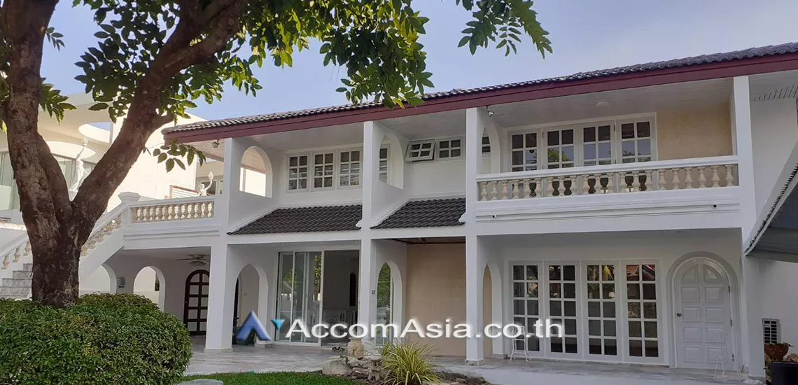  3 Bedrooms  House For Rent in Pattanakarn, Bangkok  near BTS On Nut (47795)