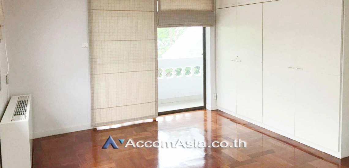 14  3 br House for rent and sale in Pattanakarn ,Bangkok BTS On Nut at Panya Pattanakarn Village 47799