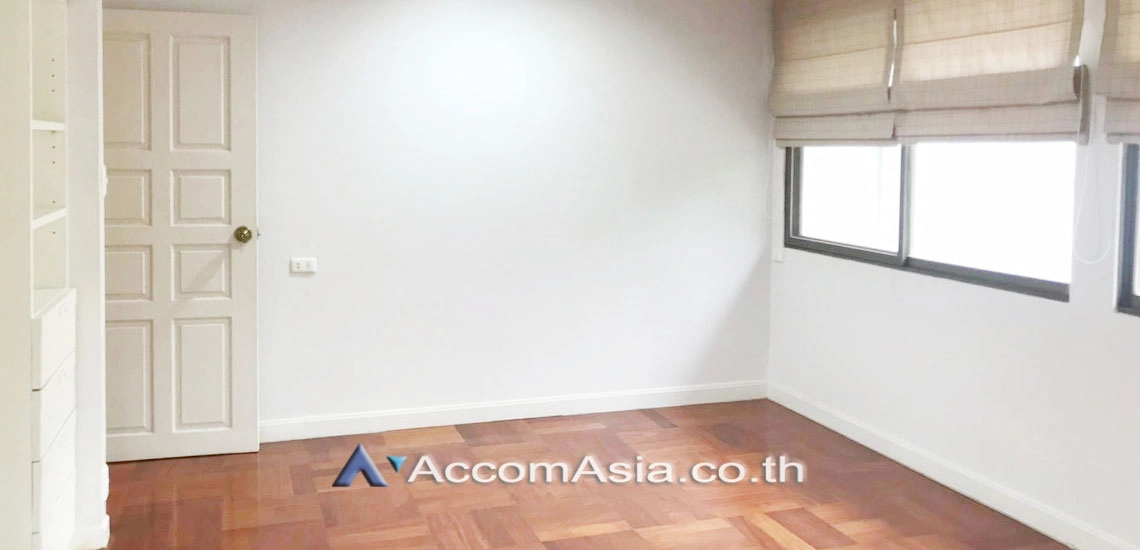 13  3 br House for rent and sale in Pattanakarn ,Bangkok BTS On Nut at Panya Pattanakarn Village 47799