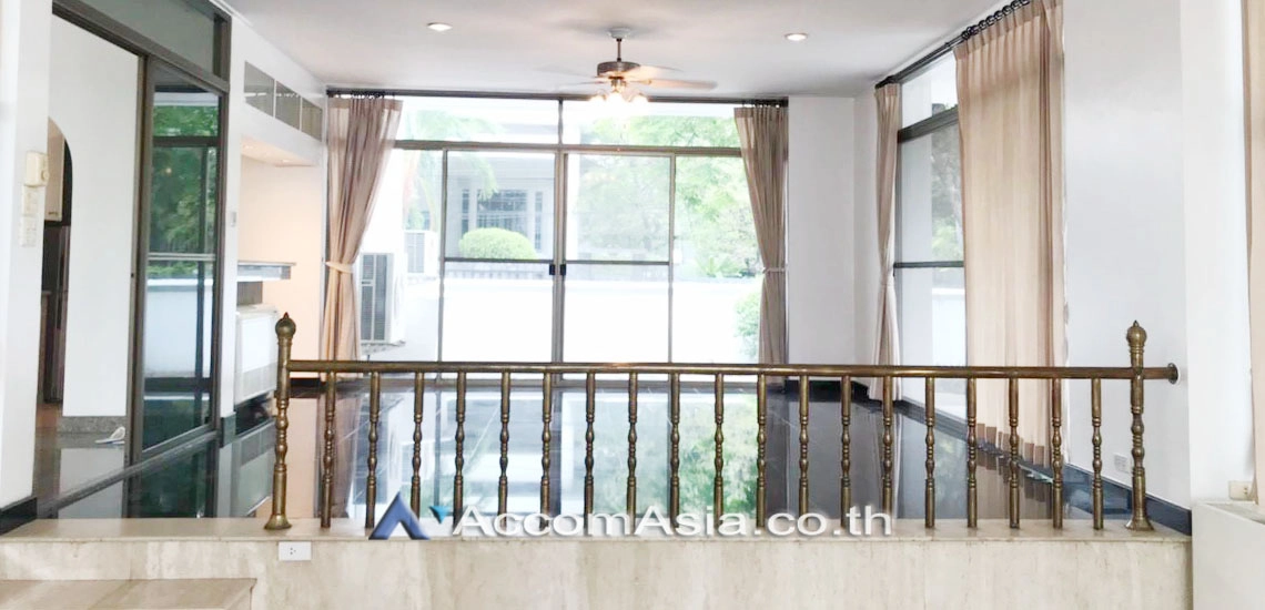  1  3 br House for rent and sale in Pattanakarn ,Bangkok BTS On Nut at Panya Pattanakarn Village 47799