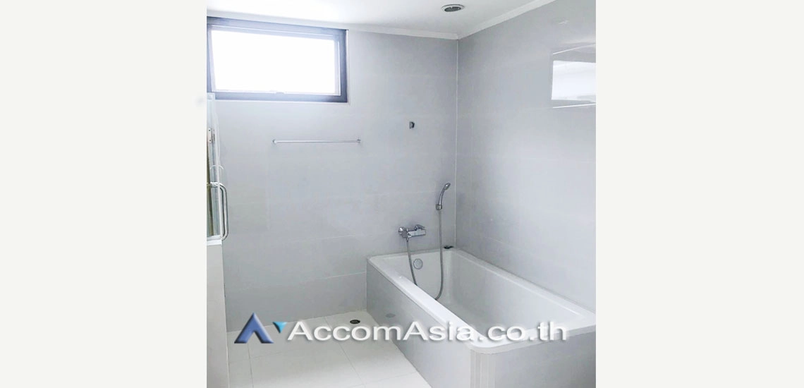 26  3 br House for rent and sale in Pattanakarn ,Bangkok BTS On Nut at Panya Pattanakarn Village 47799