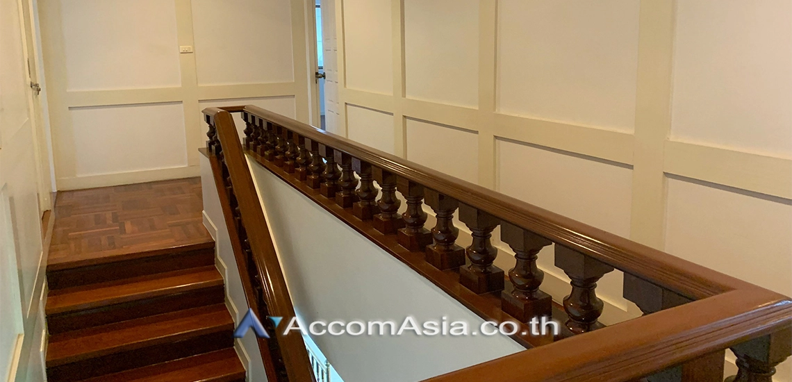 19  3 br House for rent and sale in Pattanakarn ,Bangkok BTS On Nut at Panya Pattanakarn Village 47799