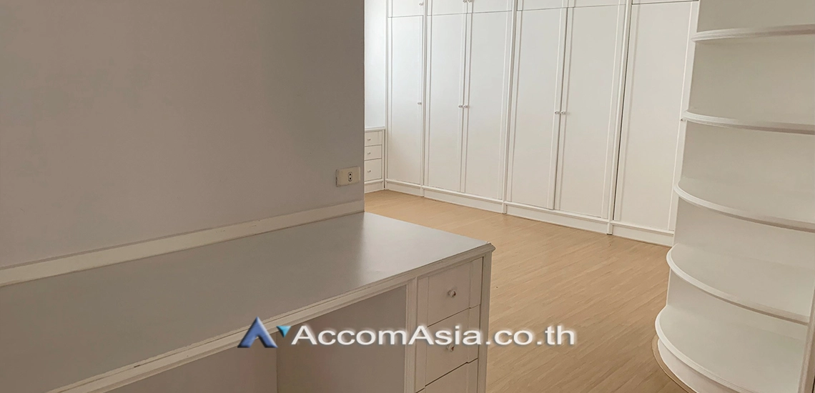 15  3 br House for rent and sale in Pattanakarn ,Bangkok BTS On Nut at Panya Pattanakarn Village 47799