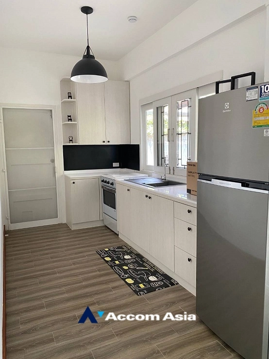  1  3 br House For Rent in Sukhumvit ,Bangkok BTS Phrom Phong 9015701