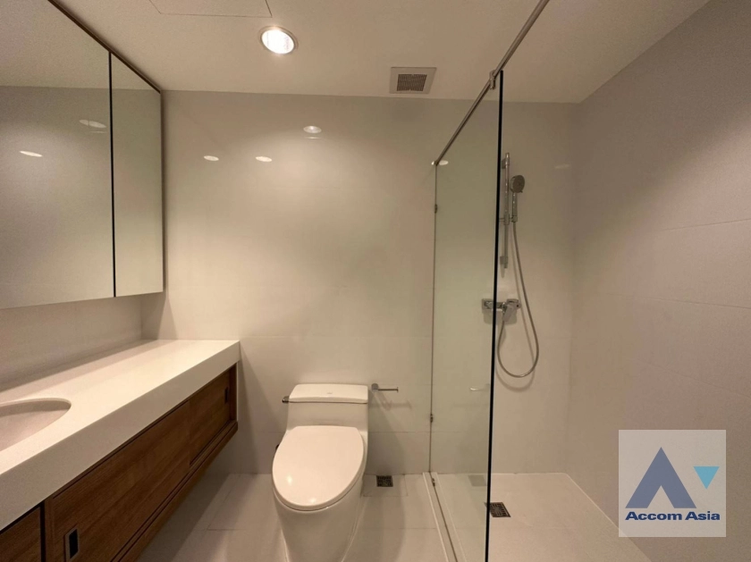 8  4 br Apartment For Rent in Sathorn ,Bangkok BTS Chong Nonsi at Kid Friendly Place Short Walk to Nang Linchi Road 1005503