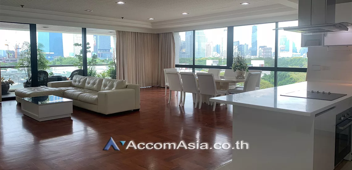 Pet friendly |  3 Bedrooms  Condominium For Rent in Ploenchit, Bangkok  near BTS Ploenchit - MRT Lumphini (27934)