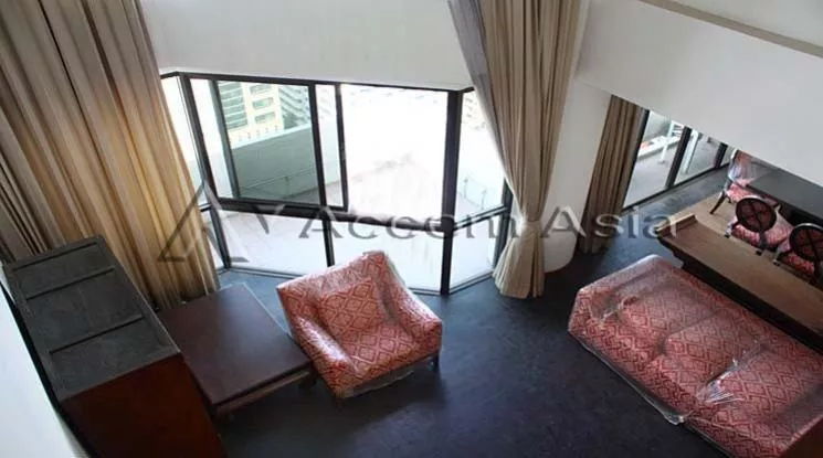  3 Bedrooms  Condominium For Rent in Ploenchit, Bangkok  near BTS Ratchadamri (27936)