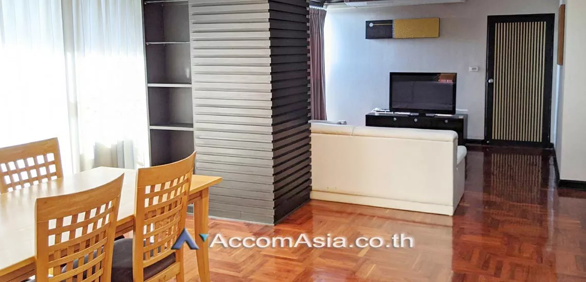  2 Bedrooms  Condominium For Rent in Ploenchit, Bangkok  near BTS Ratchadamri (27954)