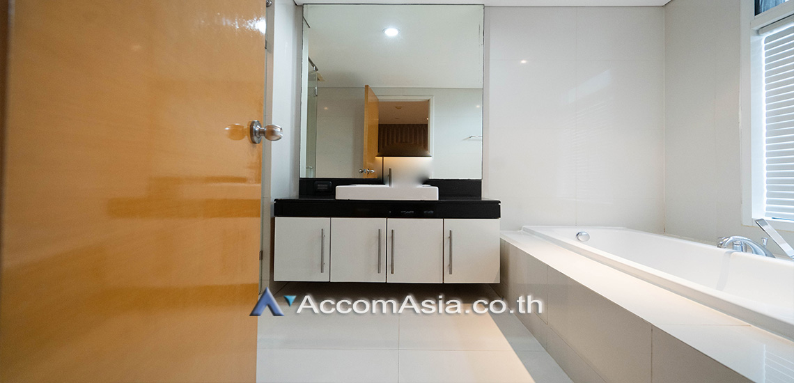 10  3 br Condominium For Rent in Sukhumvit ,Bangkok BTS Ekkamai at Fullerton Sukhumvit 28012