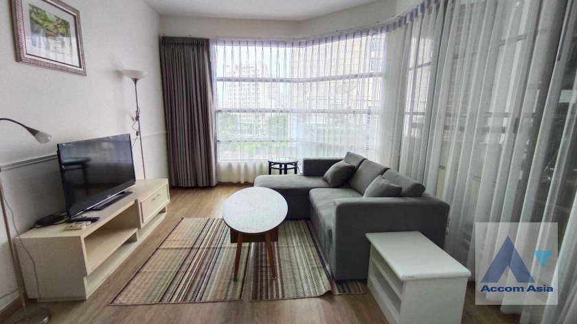 unit 2 Bedrooms  Condominium For Rent & Sale in Sukhumvit, Bangkok  near BTS Asok - MRT Sukhumvit (28017)