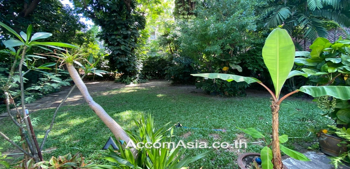 34  4 br House For Rent in Sukhumvit ,Bangkok BTS Ekkamai at Private Greenery Compound 98082