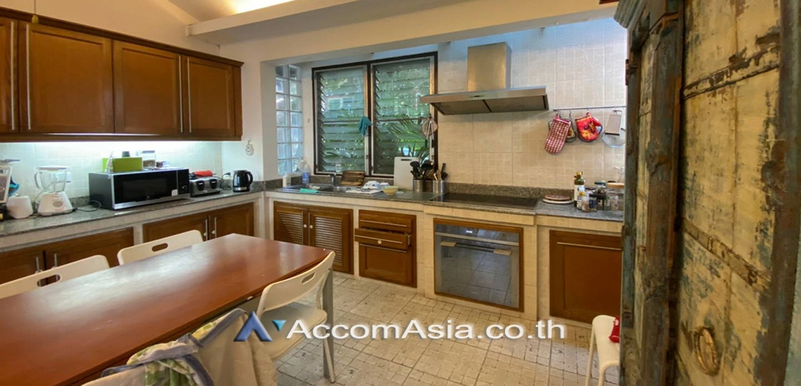 19  4 br House For Rent in Sukhumvit ,Bangkok BTS Ekkamai at Private Greenery Compound 98082