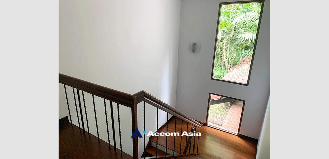 27  4 br House For Rent in Sukhumvit ,Bangkok BTS Ekkamai at Private Greenery Compound 98082