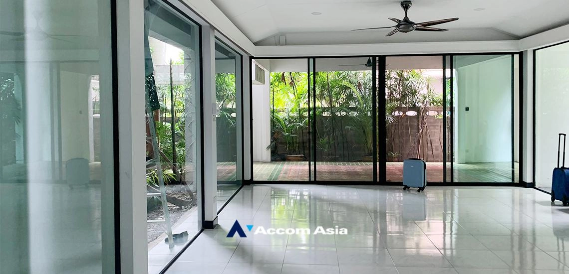 9  4 br House For Rent in Sukhumvit ,Bangkok BTS Ekkamai at Private Greenery Compound 98082